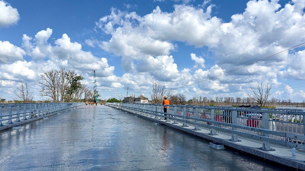 Будівництво мосту через річку Ірпінь вийшло на фінішну пряму: коли відкриють рух