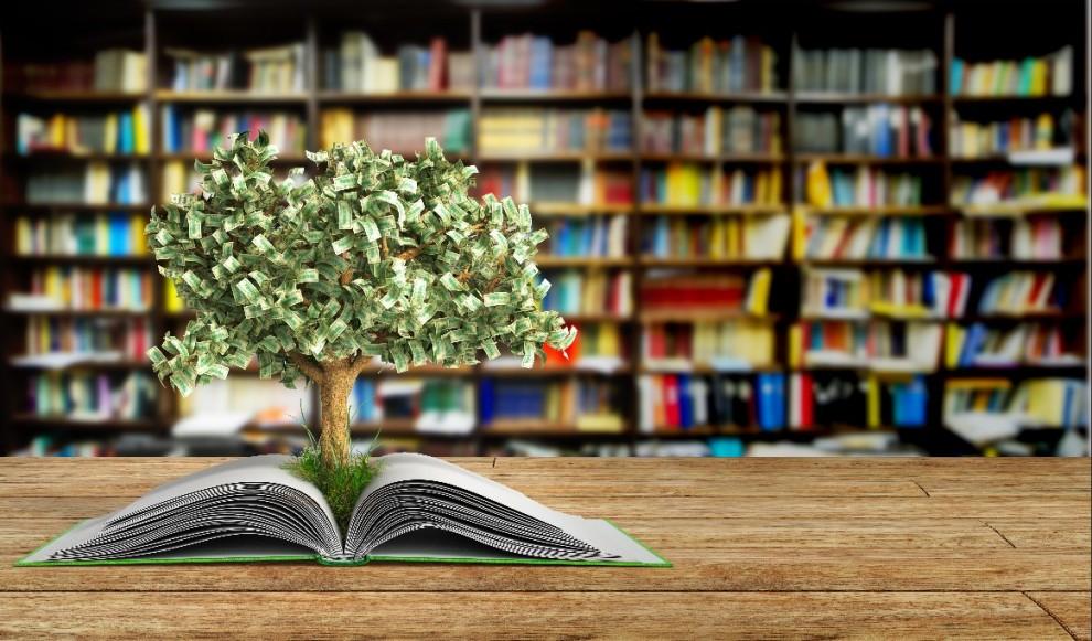 76% українців обирають книжки українською мовою — дослідження